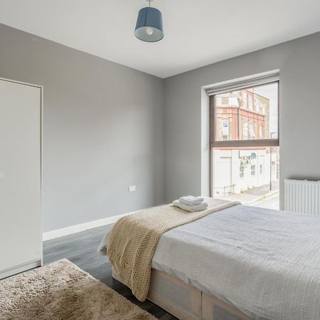 Modern Double Room With Shared Bathroom Londres Exterior foto