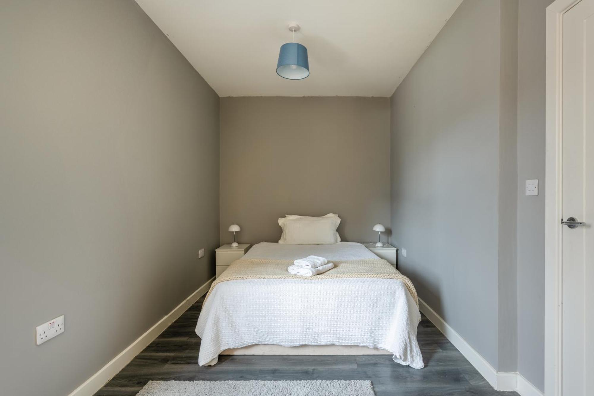 Modern Double Room With Shared Bathroom Londres Exterior foto